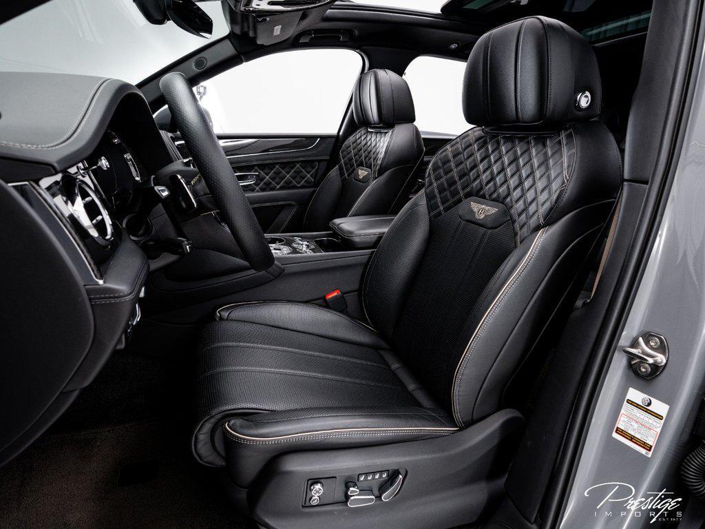 2022 Bentley Bentayga V8 North Miami Beach FL