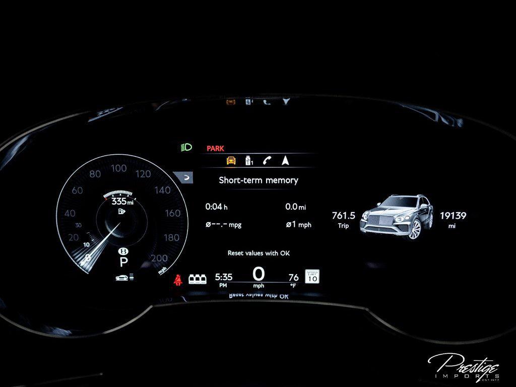 2022 Bentley Bentayga V8 North Miami Beach FL
