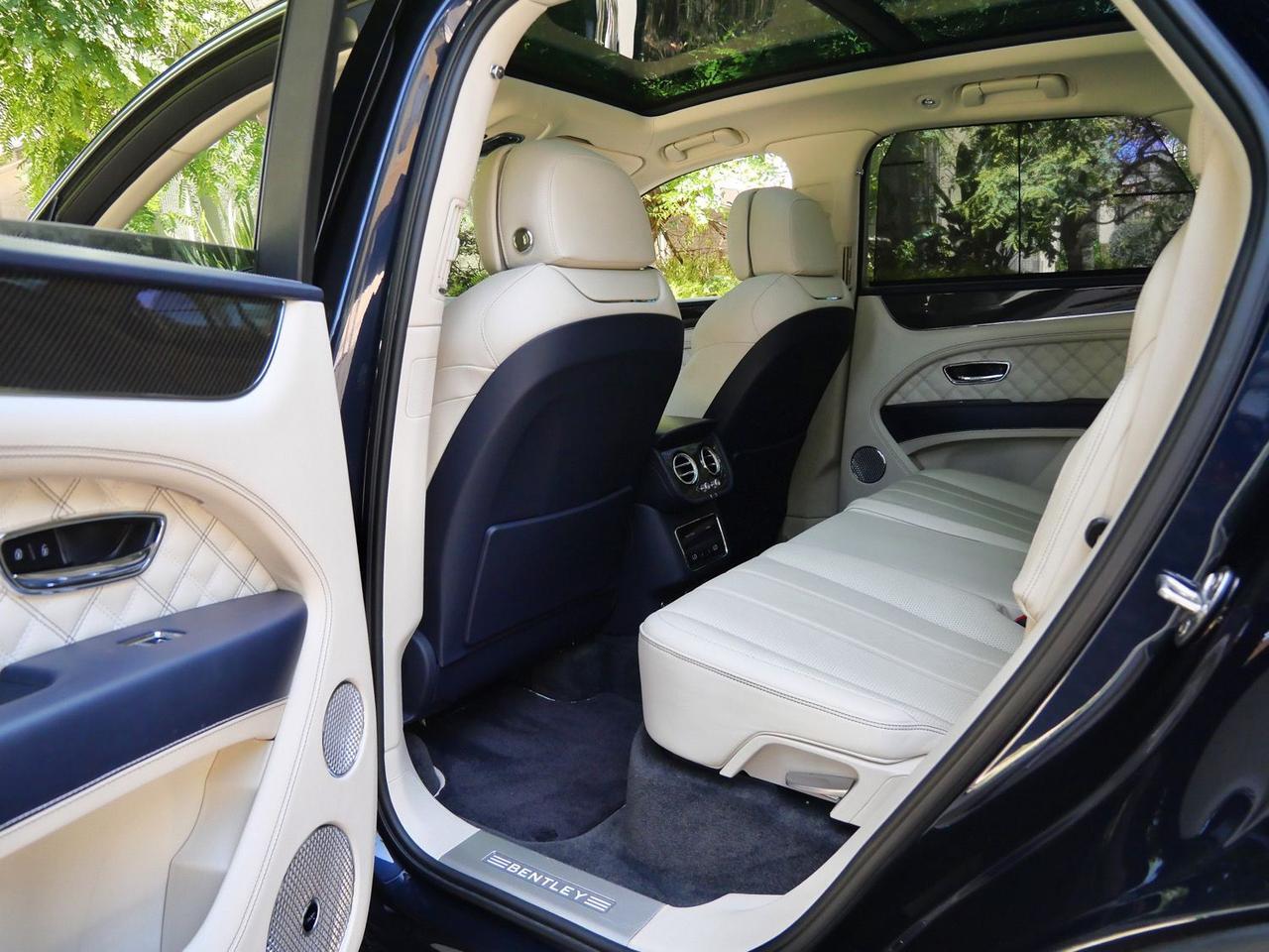 2022 Bentley Bentayga V8 V8 Lawrence KS