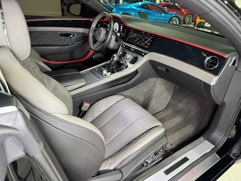 2022 Bentley Continental GT Mulliner, Blackline Specification, Naim audio system, rotating display AND MUCH MORE!! Fort Lauderdale FL