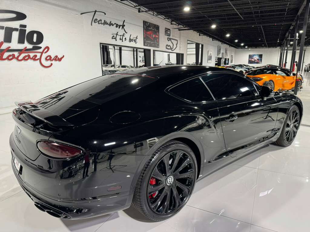 2022 Bentley Continental GT Mulliner, Blackline Specification, Naim audio system, rotating display AND MUCH MORE!! Fort Lauderdale FL