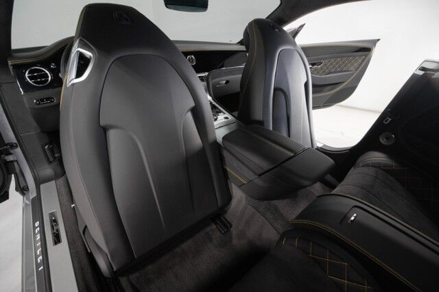 2022 Bentley Continental GT Speed ($342,690 MSRP!!) *ONLY 4600 MILES* *$55,000 IN OPTIONS* *BENTLEY CARBON BODYKIT* San Diego CA