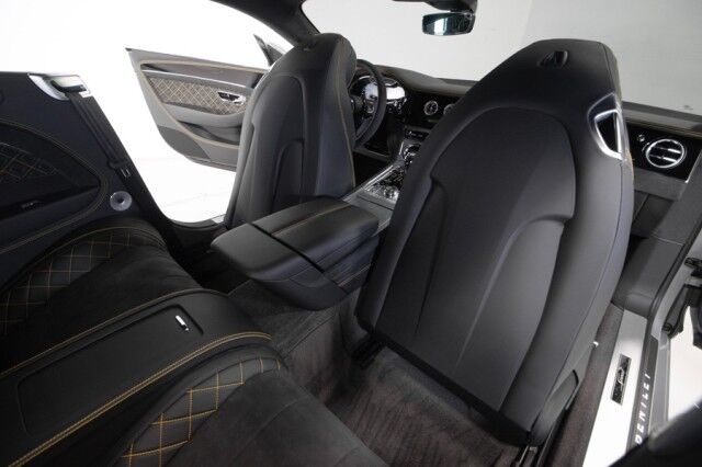 2022 Bentley Continental GT Speed ($342,690 MSRP!!) *ONLY 4600 MILES* *$55,000 IN OPTIONS* *BENTLEY CARBON BODYKIT* San Diego CA