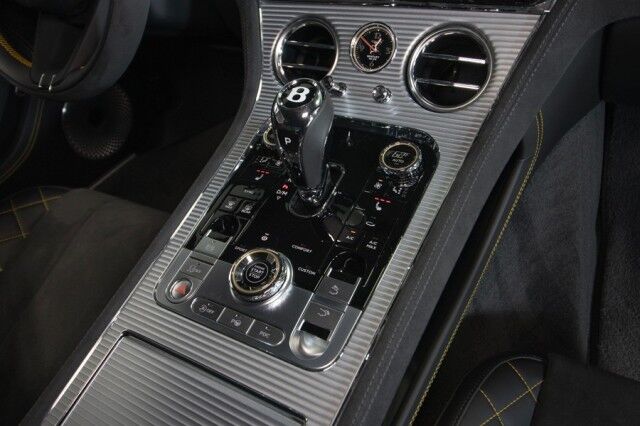 2022 Bentley Continental GT Speed ($342,690 MSRP!!) *ONLY 4600 MILES* *$55,000 IN OPTIONS* *BENTLEY CARBON BODYKIT* San Diego CA