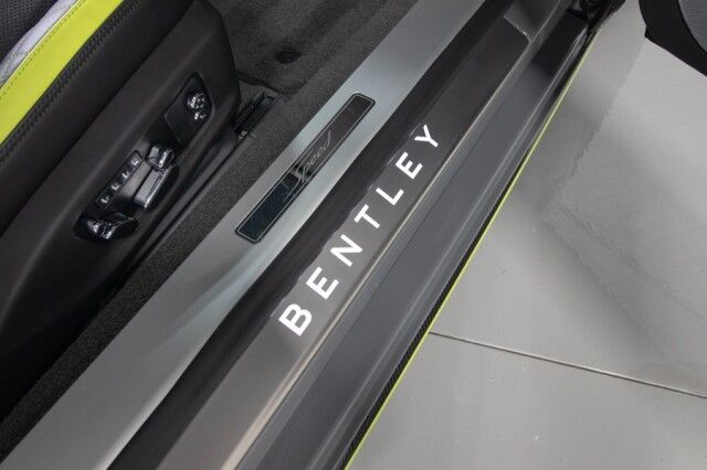 2022 Bentley Continental GT Speed ($371,735 MSRP!!) *$88,935 IN OPTIONS* *BENTLEY CARBON BODYKIT* *PANORAMIC ROOF* *ONE-OF-A-KIND* San Diego CA