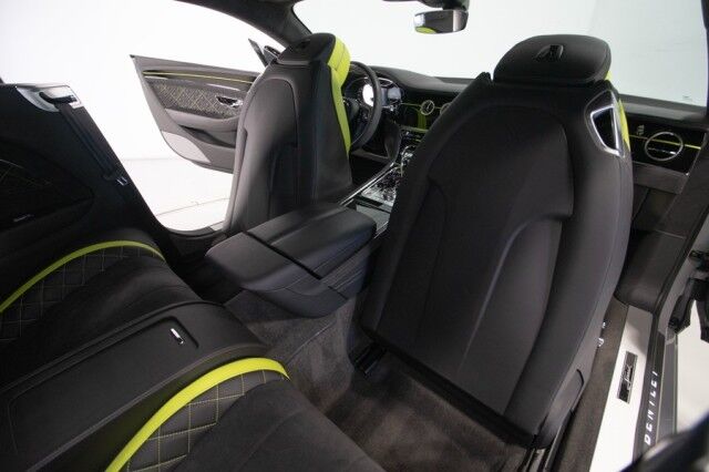 2022 Bentley Continental GT Speed ($371,735 MSRP!!) *$88,935 IN OPTIONS* *BENTLEY CARBON BODYKIT* *PANORAMIC ROOF* *ONE-OF-A-KIND* San Diego CA