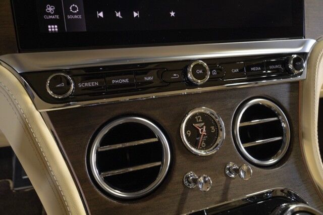 2022 Bentley Continental GT V8 ($284,880 MSRP) *MULLINER DRIVING SPEC* *TOURING SPECIFICATION* *RARE COLOR* *9200 MILES* *LOADED* San Diego CA