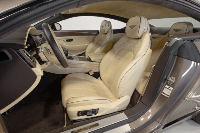 2022 Bentley Continental GT V8 ($284,880 MSRP) *MULLINER DRIVING SPEC* *TOURING SPECIFICATION* *RARE COLOR* *9200 MILES* *LOADED* San Diego CA
