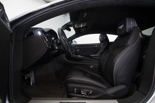 2022 Bentley Continental GT V8 ($294,245 MSRP!) *$74,000 IN OPTIONS* *BENTLEY CARBON FIBER BODYKIT* *6500 MILES* San Diego CA