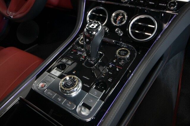 2022 Bentley Continental GT V8 *$46,000 IN OPTIONS* *MULLINER DRIVING SPEC* *PANORAMIC GLASS ROOF* *BLACKLINE SPEC* San Diego CA