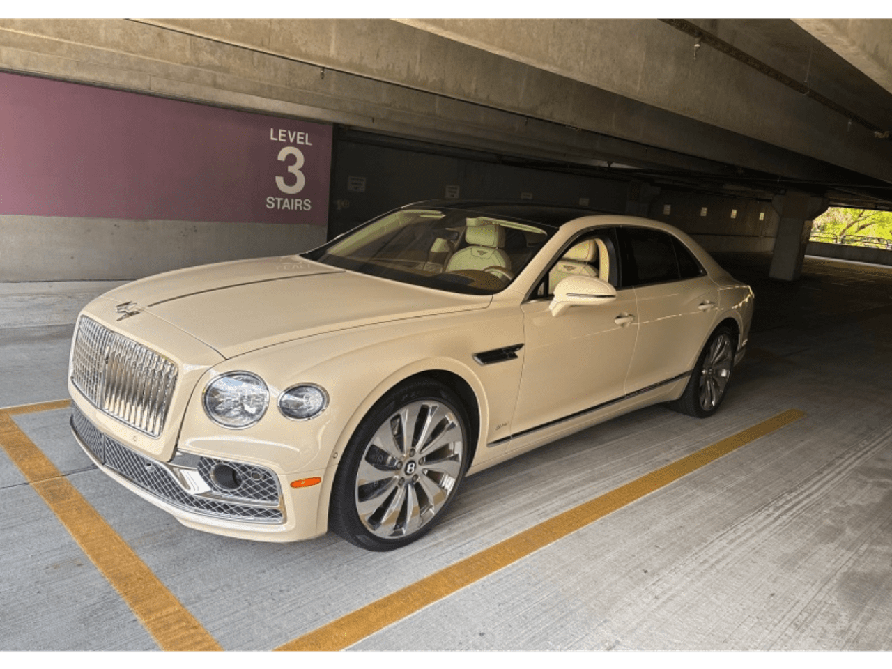 2022 Bentley Flying Spur Hybrid