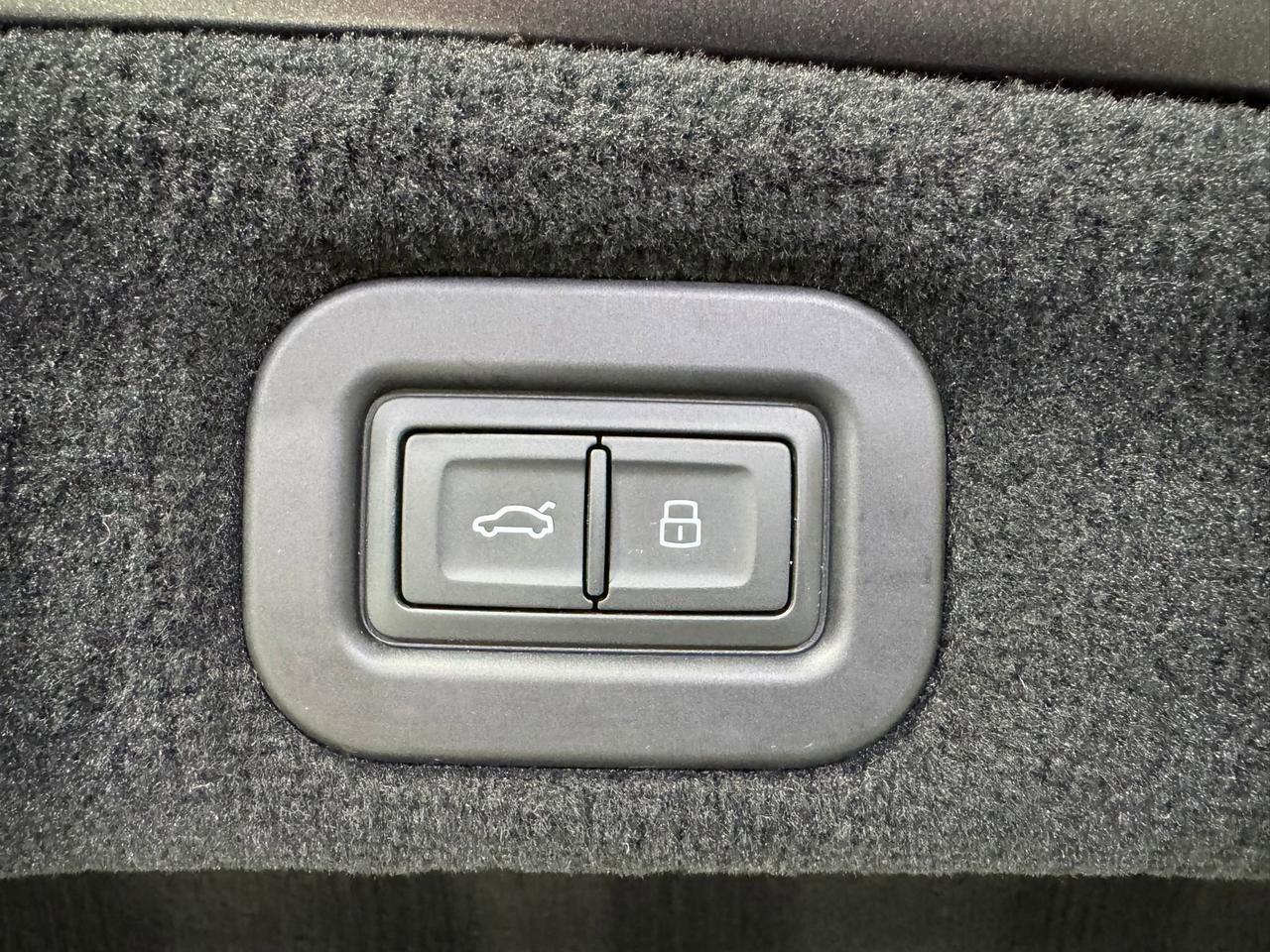 2022 Bentley Flying Spur Hybrid 1 OF 1 COLLABORATION BETWEEN THE SURGEON AND BENTLEY MOTORS! HEAVILY OPTIONED/CUSTOMIZED!! Fort Lauderdale FL