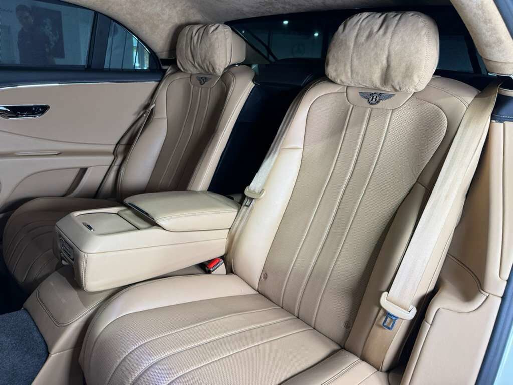 2022 Bentley Flying Spur Hybrid illuminated "Flying B", rotating display AND MUCH MUCH MORE!!! Fort Lauderdale FL