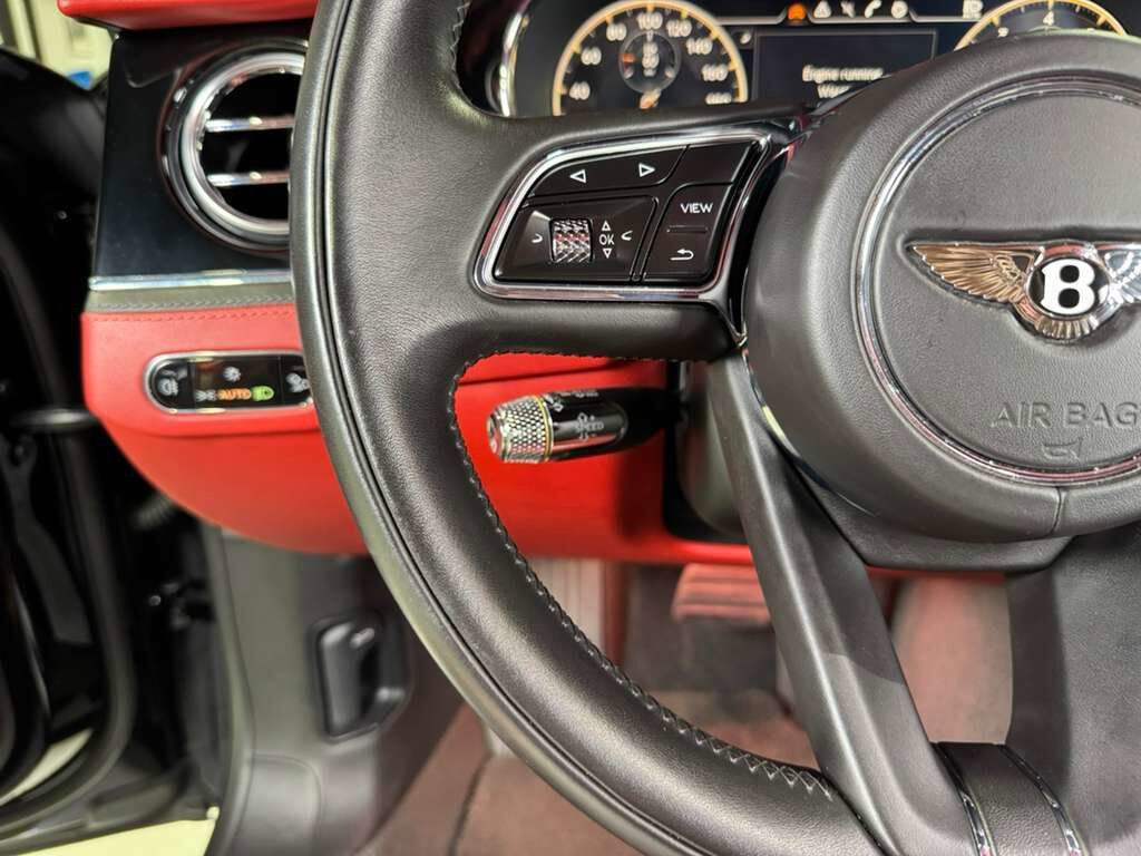 2022 Bentley Flying Spur V8 Blackline Specification, illuminated Flying &apos;B&apos;, rear executive seating package AND MUCH MORE!! Fort Lauderdale FL