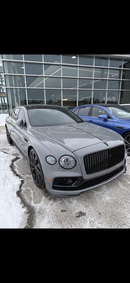 2022 Bentley Flying Spur V8