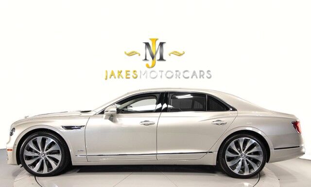 2022 Bentley Flying Spur W12 MULLINER ($266,425 MSRP) *BANG & OLUFSEN SOUND* *TOURING SPEC* *1-OWNER* San Diego CA