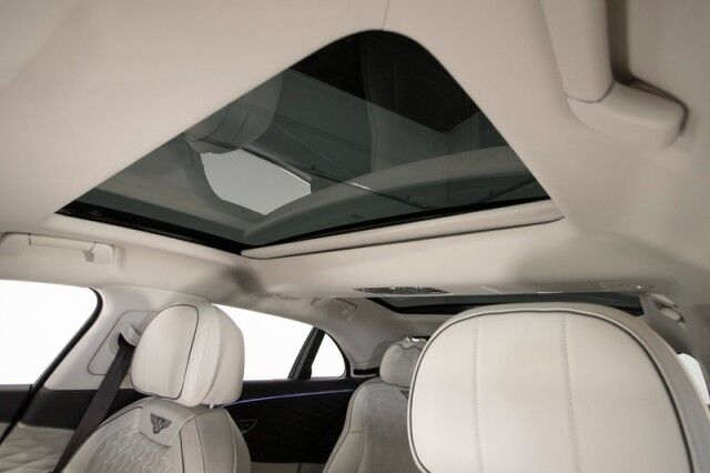 2022 Bentley Flying Spur W12 MULLINER ($266,425 MSRP) *BANG & OLUFSEN SOUND* *TOURING SPEC* *1-OWNER* San Diego CA