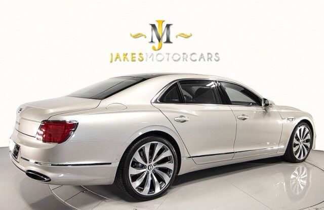 2022 Bentley Flying Spur W12 MULLINER ($266,425 MSRP) *BANG & OLUFSEN SOUND* *TOURING SPEC* *1-OWNER* San Diego CA