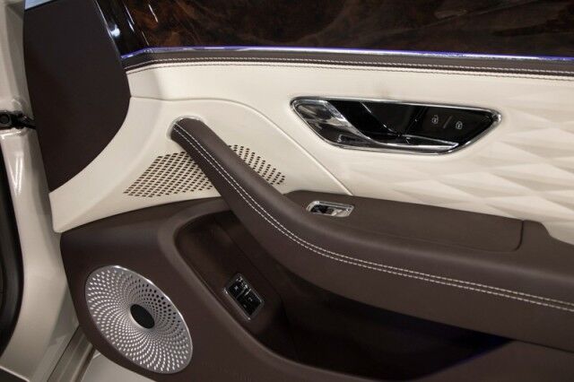 2022 Bentley Flying Spur W12 MULLINER ($266,425 MSRP) *BANG & OLUFSEN SOUND* *TOURING SPEC* *1-OWNER* San Diego CA