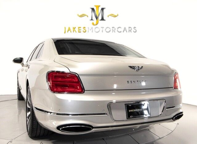 2022 Bentley Flying Spur W12 MULLINER ($266,425 MSRP) *BANG & OLUFSEN SOUND* *TOURING SPEC* *1-OWNER* San Diego CA