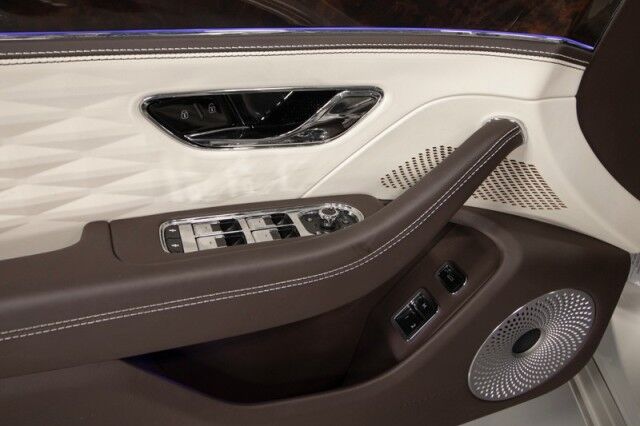 2022 Bentley Flying Spur W12 MULLINER ($266,425 MSRP) *BANG & OLUFSEN SOUND* *TOURING SPEC* *1-OWNER* San Diego CA