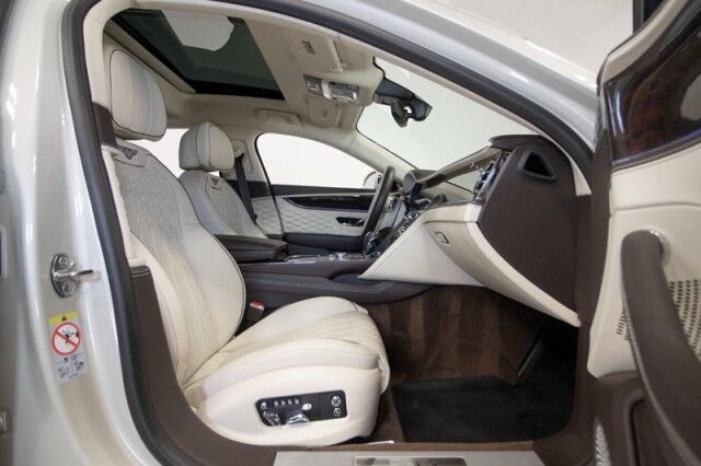 2022 Bentley Flying Spur W12 MULLINER ($266,425 MSRP) *BANG & OLUFSEN SOUND* *TOURING SPEC* *1-OWNER* San Diego CA