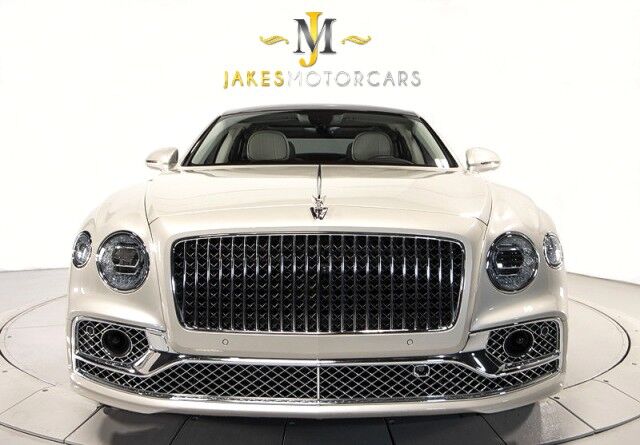 2022 Bentley Flying Spur W12 MULLINER ($266,425 MSRP) *BANG & OLUFSEN SOUND* *TOURING SPEC* *1-OWNER* San Diego CA