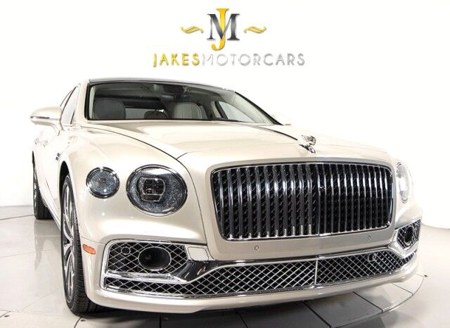 2022 Bentley Flying Spur W12 MULLINER ($266,425 MSRP) *BANG & OLUFSEN SOUND* *TOURING SPEC* *1-OWNER* San Diego CA