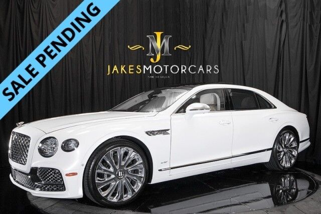 2022 Bentley Flying Spur W12 MULLINER ($340,110 MSRP!!) *ONLY 3800 MILES* *SPECIAL ORDER PEARL WHITE*