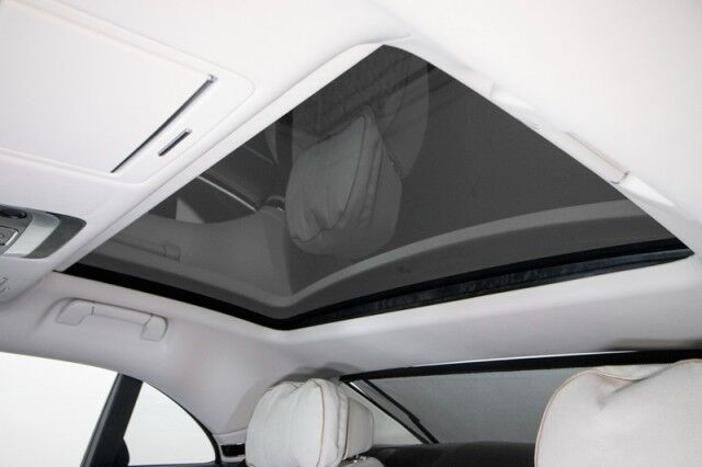 2022 Bentley Flying Spur W12 MULLINER ($340,110 MSRP!!) *ONLY 3800 MILES* *SPECIAL ORDER PEARL WHITE* San Diego CA