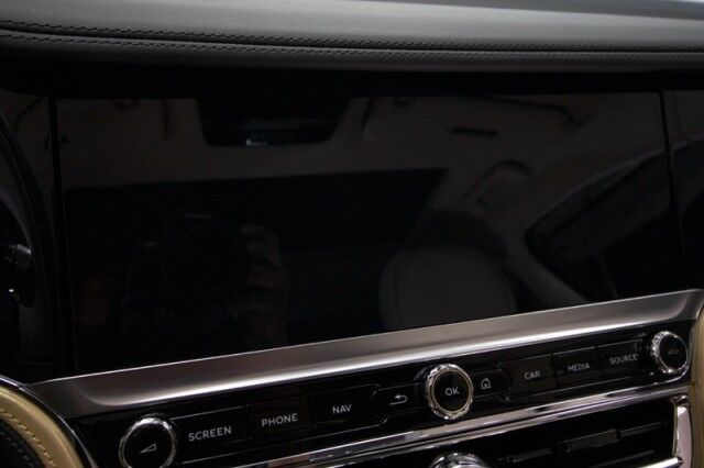 2022 Bentley Flying Spur W12 MULLINER ($340,110 MSRP!!) *ONLY 3800 MILES* *SPECIAL ORDER PEARL WHITE* San Diego CA