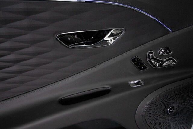 2022 Bentley Flying Spur W12 MULLINER ($340,110 MSRP!!) *ONLY 3800 MILES* *SPECIAL ORDER PEARL WHITE* San Diego CA