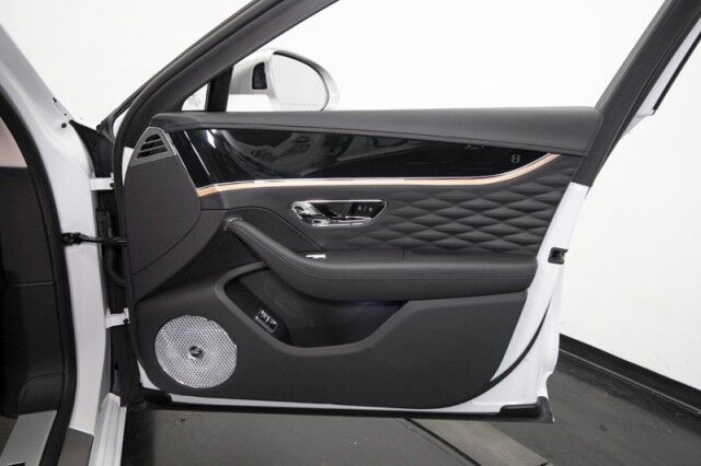 2022 Bentley Flying Spur W12 MULLINER ($340,110 MSRP!!) *ONLY 3800 MILES* *SPECIAL ORDER PEARL WHITE* San Diego CA
