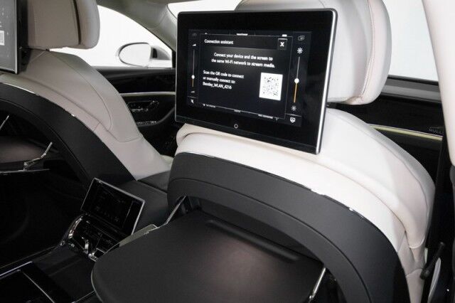 2022 Bentley Flying Spur W12 MULLINER ($340,110 MSRP!!) *ONLY 3800 MILES* *SPECIAL ORDER PEARL WHITE* San Diego CA