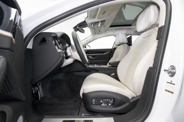 2022 Bentley Flying Spur W12 MULLINER ($340,110 MSRP!!) *ONLY 3800 MILES* *SPECIAL ORDER PEARL WHITE* San Diego CA