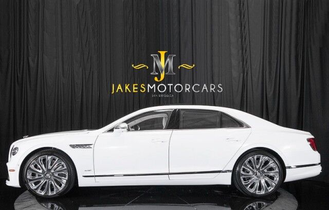 2022 Bentley Flying Spur W12 MULLINER ($340,110 MSRP!!) *ONLY 3800 MILES* *SPECIAL ORDER PEARL WHITE* San Diego CA