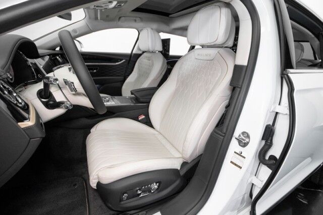 2022 Bentley Flying Spur W12 MULLINER ($340,110 MSRP!!) *ONLY 3800 MILES* *SPECIAL ORDER PEARL WHITE* San Diego CA