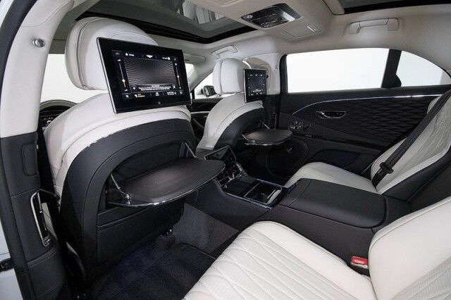 2022 Bentley Flying Spur W12 MULLINER ($340,110 MSRP!!) *ONLY 3800 MILES* *SPECIAL ORDER PEARL WHITE* San Diego CA