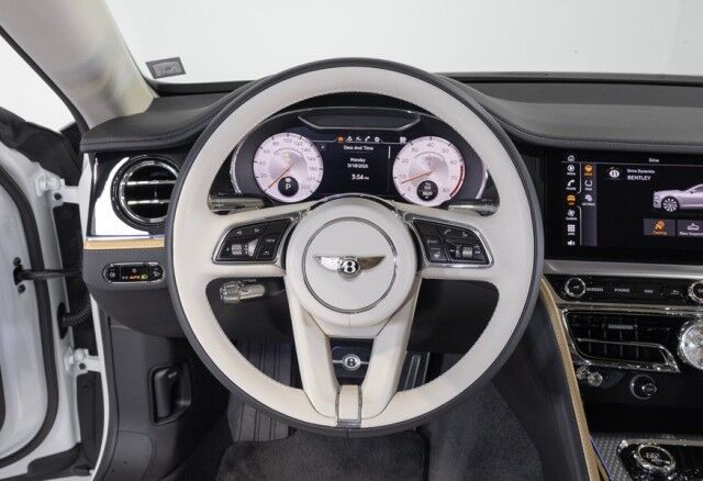 2022 Bentley Flying Spur W12 MULLINER ($340,110 MSRP!!) *ONLY 3800 MILES* *SPECIAL ORDER PEARL WHITE* San Diego CA
