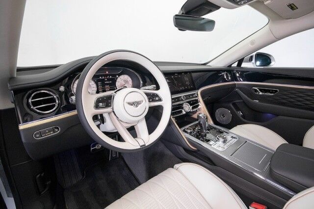 2022 Bentley Flying Spur W12 MULLINER ($340,110 MSRP!!) *ONLY 3800 MILES* *SPECIAL ORDER PEARL WHITE* San Diego CA