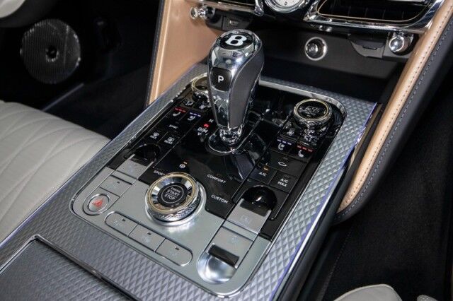 2022 Bentley Flying Spur W12 MULLINER ($340,110 MSRP!!) *ONLY 3800 MILES* *SPECIAL ORDER PEARL WHITE* San Diego CA