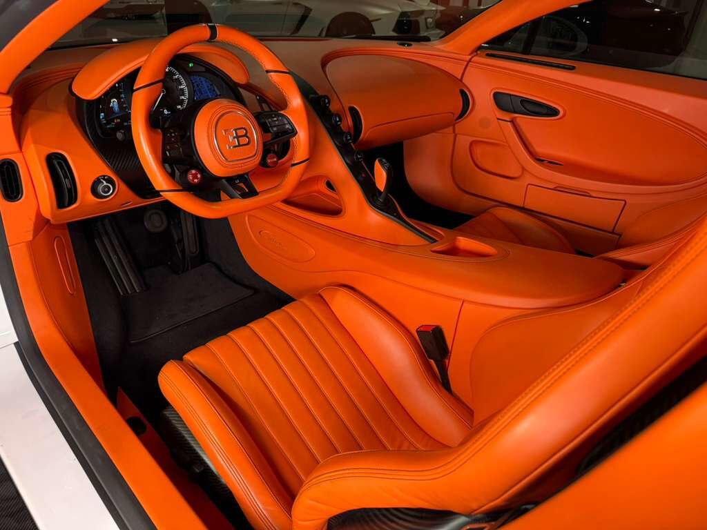2022 Bugatti Chiron Pur Sport 1/60 FOR THE WORLD!! Blanc paint, Pur Sport split, Tangerine calipers/interior AND MUCH MORE!! Fort Lauderdale FL