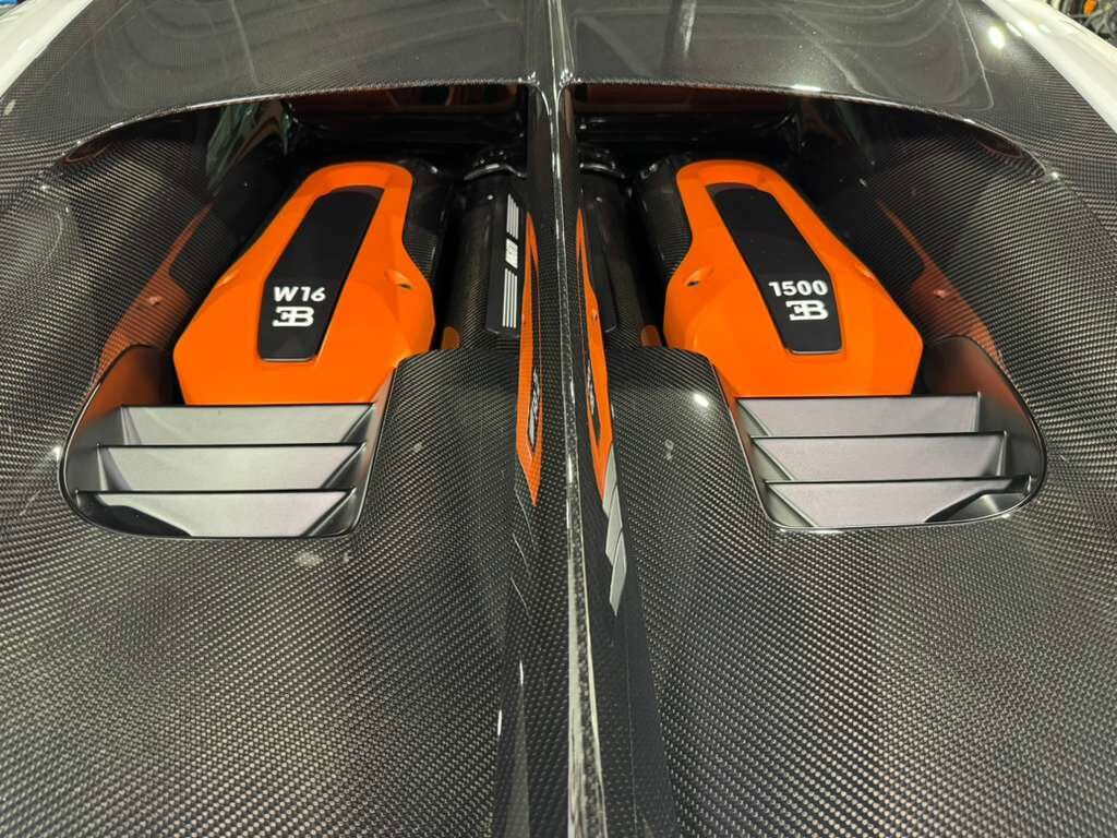 2022 Bugatti Chiron Pur Sport 1/60 FOR THE WORLD!! Blanc paint, Pur Sport split, Tangerine calipers/interior AND MUCH MORE!! Fort Lauderdale FL