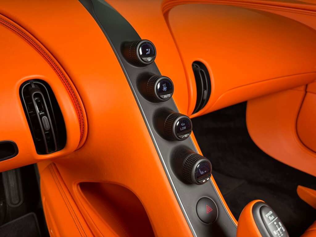 2022 Bugatti Chiron Pur Sport 1/60 FOR THE WORLD!! Blanc paint, Pur Sport split, Tangerine calipers/interior AND MUCH MORE!! Fort Lauderdale FL