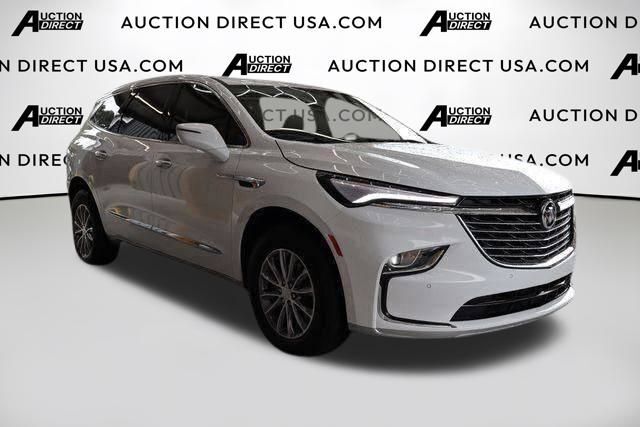 2022 Buick Enclave Essence