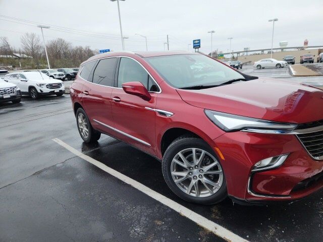 2022 Buick Enclave Essence Farmington MO