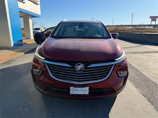 2022 Buick Enclave Essence