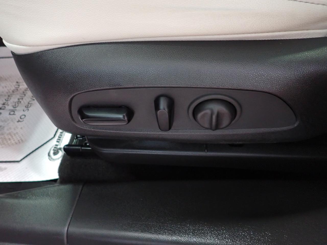 2022 Buick Encore GX Essence 4WD 4DR LEATHER NAVI SUNROOF Listowel ON