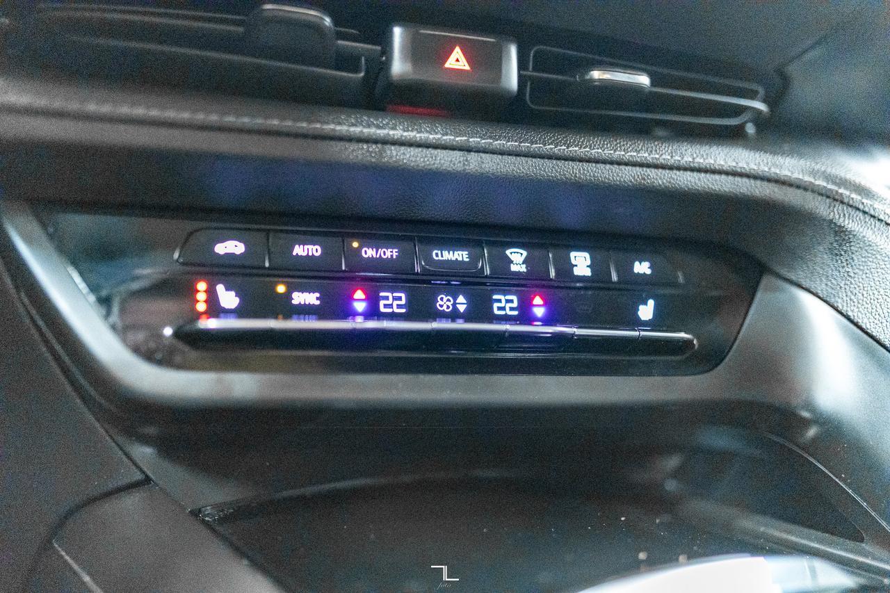 2022 Buick Envision AWD Essence Leather Nav BCam Red Deer AB