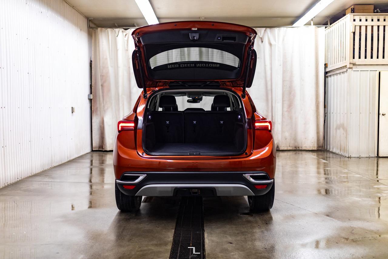 2022 Buick Envision AWD Essence Leather Nav BCam Red Deer AB